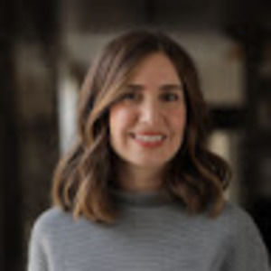 Meet your Posher, Becca